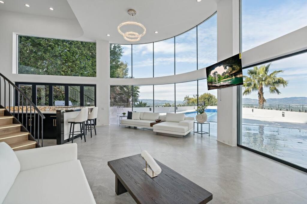 Villa Luxury Yacht Mansion In Bel Air Los Angeles
